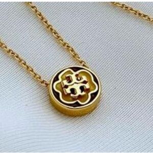 Tory Burch KIRA Flower Round Pendant Necklace